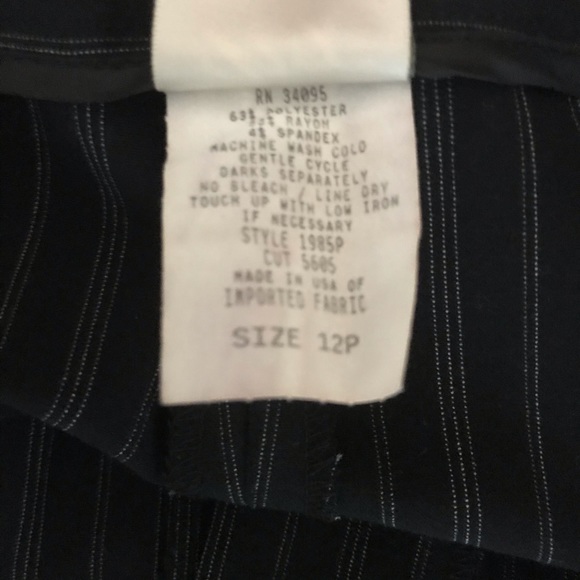 Norm Thompson Pinstriped Pants 12 Petite Beautiful - Picture 10 of 14